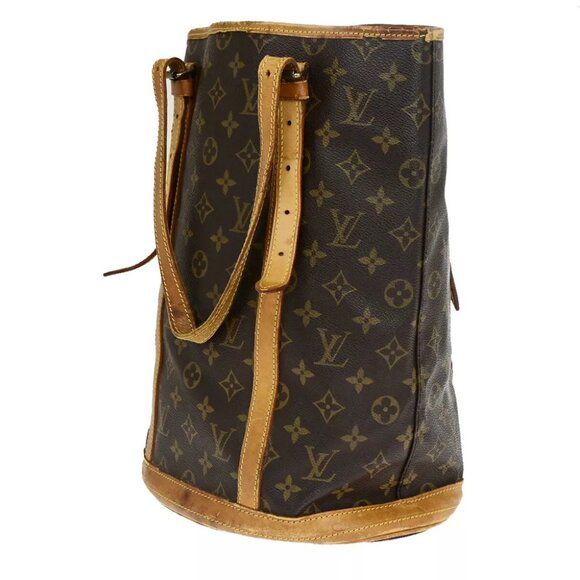 AUTHENTICITY GUARANTEED LOUIS VUITTON BUCKET GM Shoulder Tote Bag Monogram - Picture 4 of 15